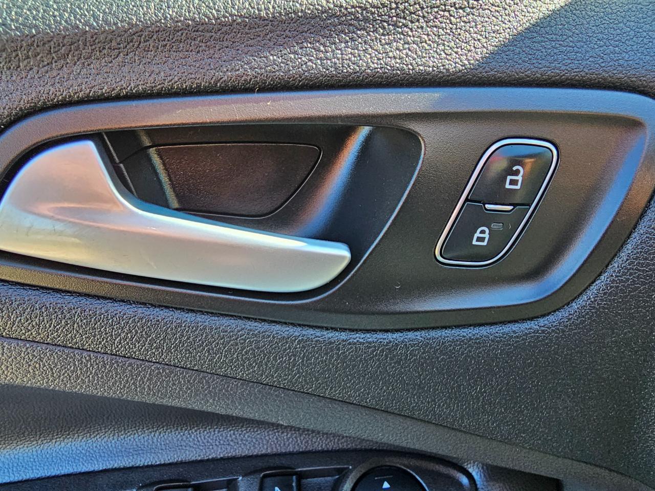 Ford Escape SE FWD 2018