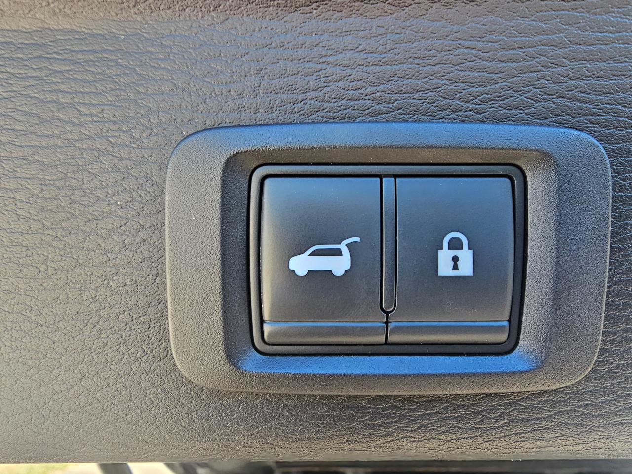 Mitsubishi Outlander SE Launch Edition S-AWC 2022
