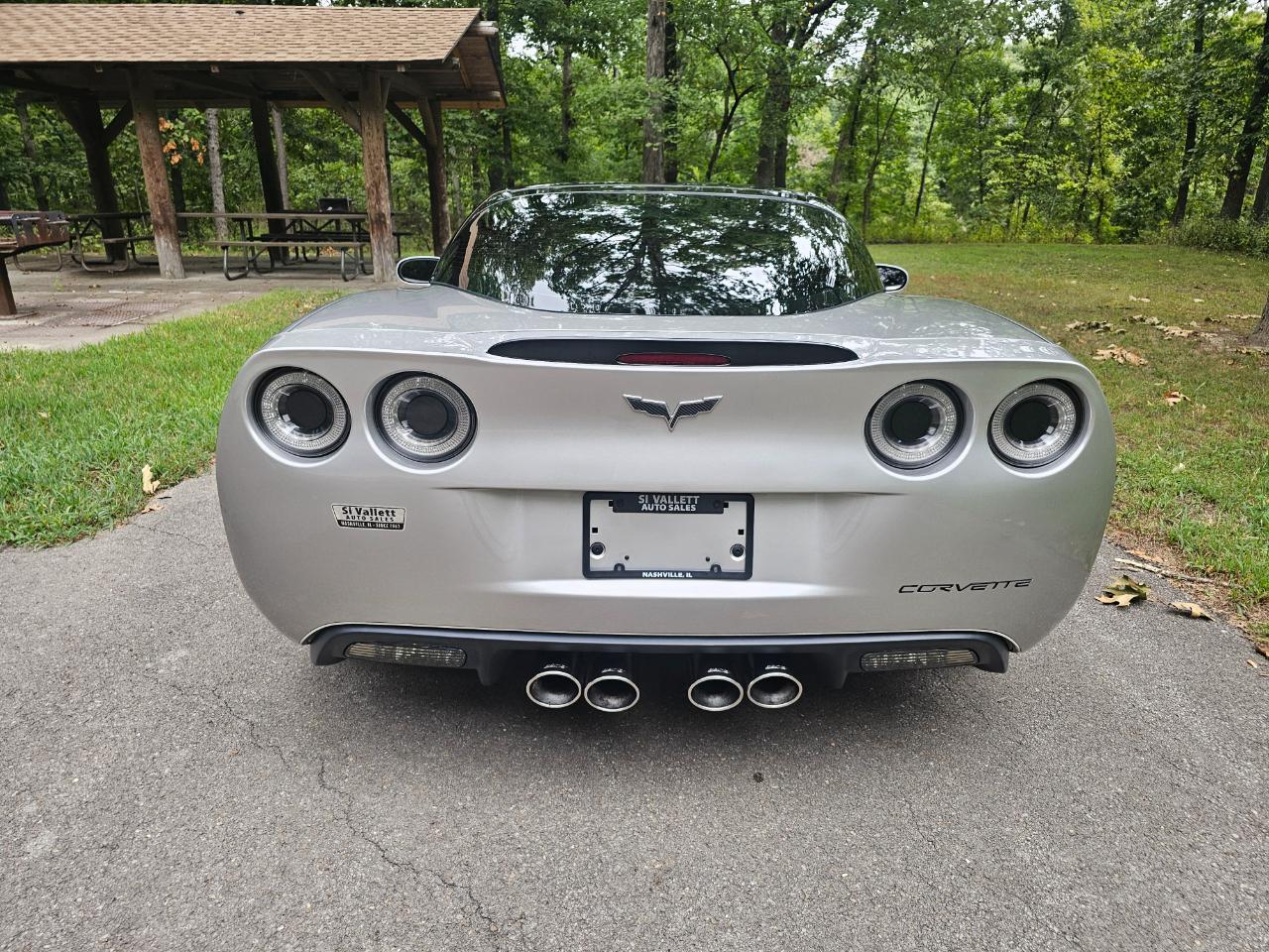 Chevrolet Corvette 2dr Cpe 2005