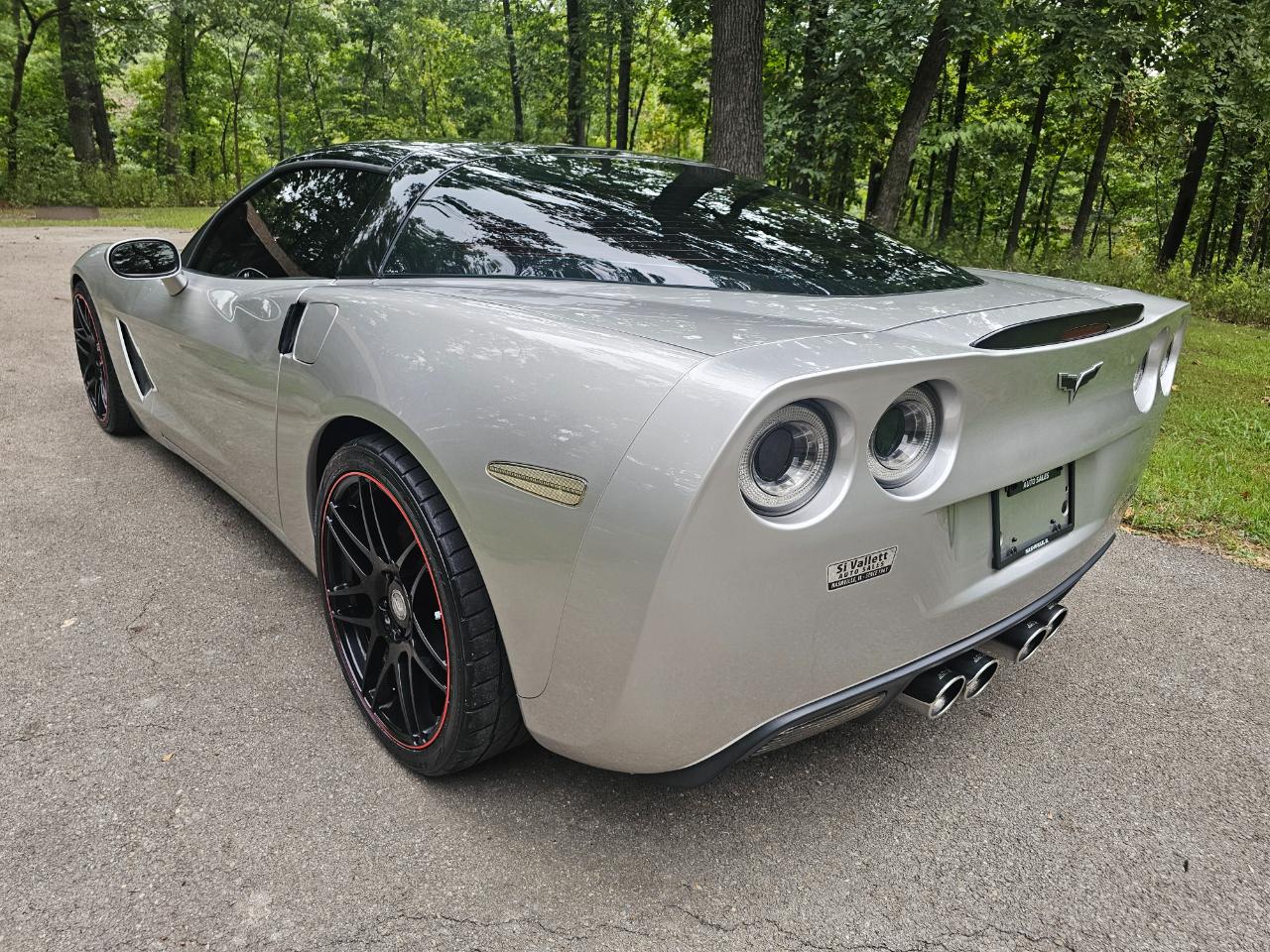 Chevrolet Corvette 2dr Cpe 2005