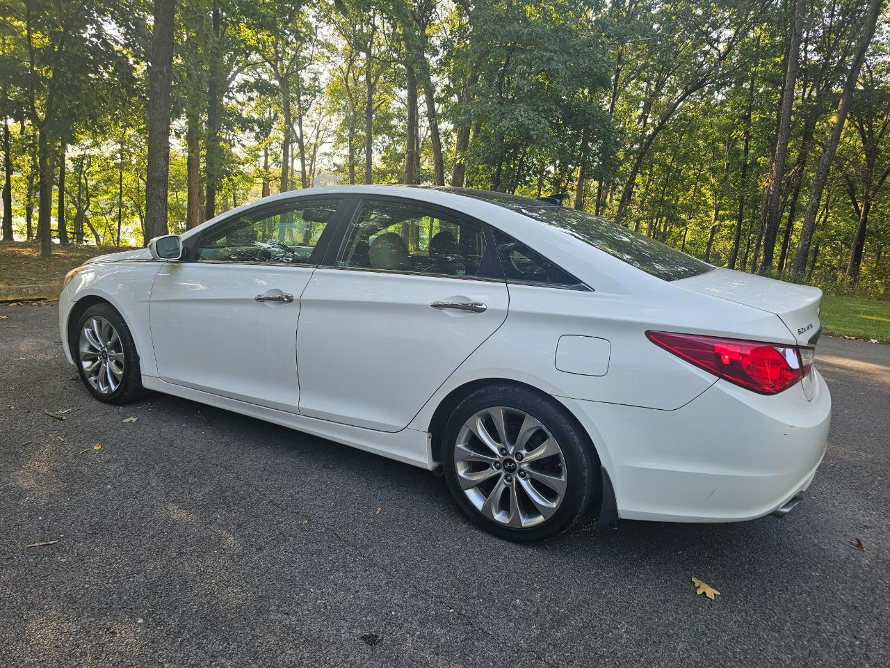 Hyundai Sonata 4dr Sdn 2.0T Auto Limited 2012