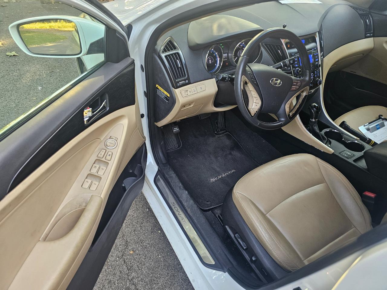 Hyundai Sonata 4dr Sdn 2.0T Auto Limited 2012
