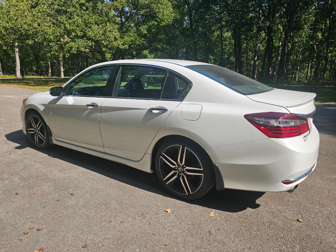 Honda Accord Sedan Sport SE CVT 2017