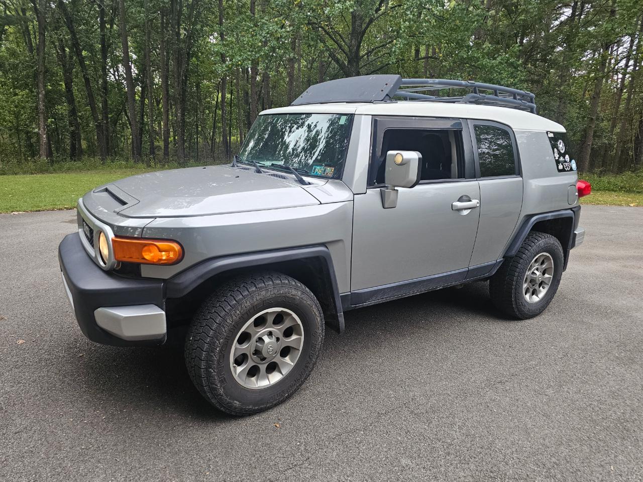 Toyota FJ Cruiser 4WD 4dr Man (Natl) 2011