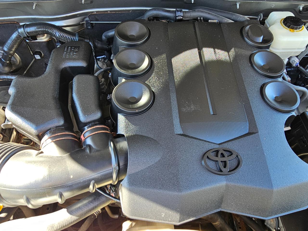 Toyota FJ Cruiser 4WD 4dr Man (Natl) 2011
