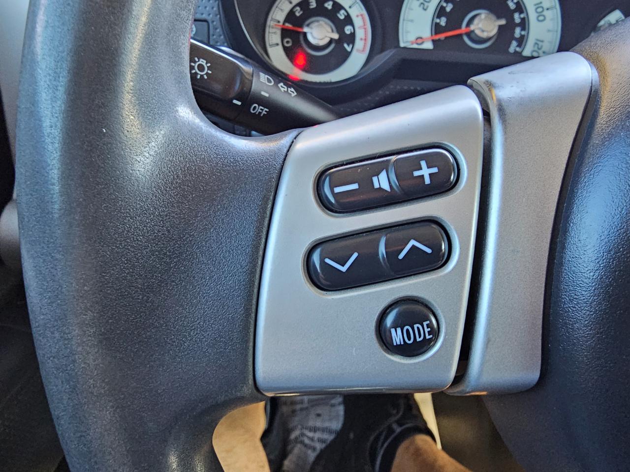 Toyota FJ Cruiser 4WD 4dr Man (Natl) 2011