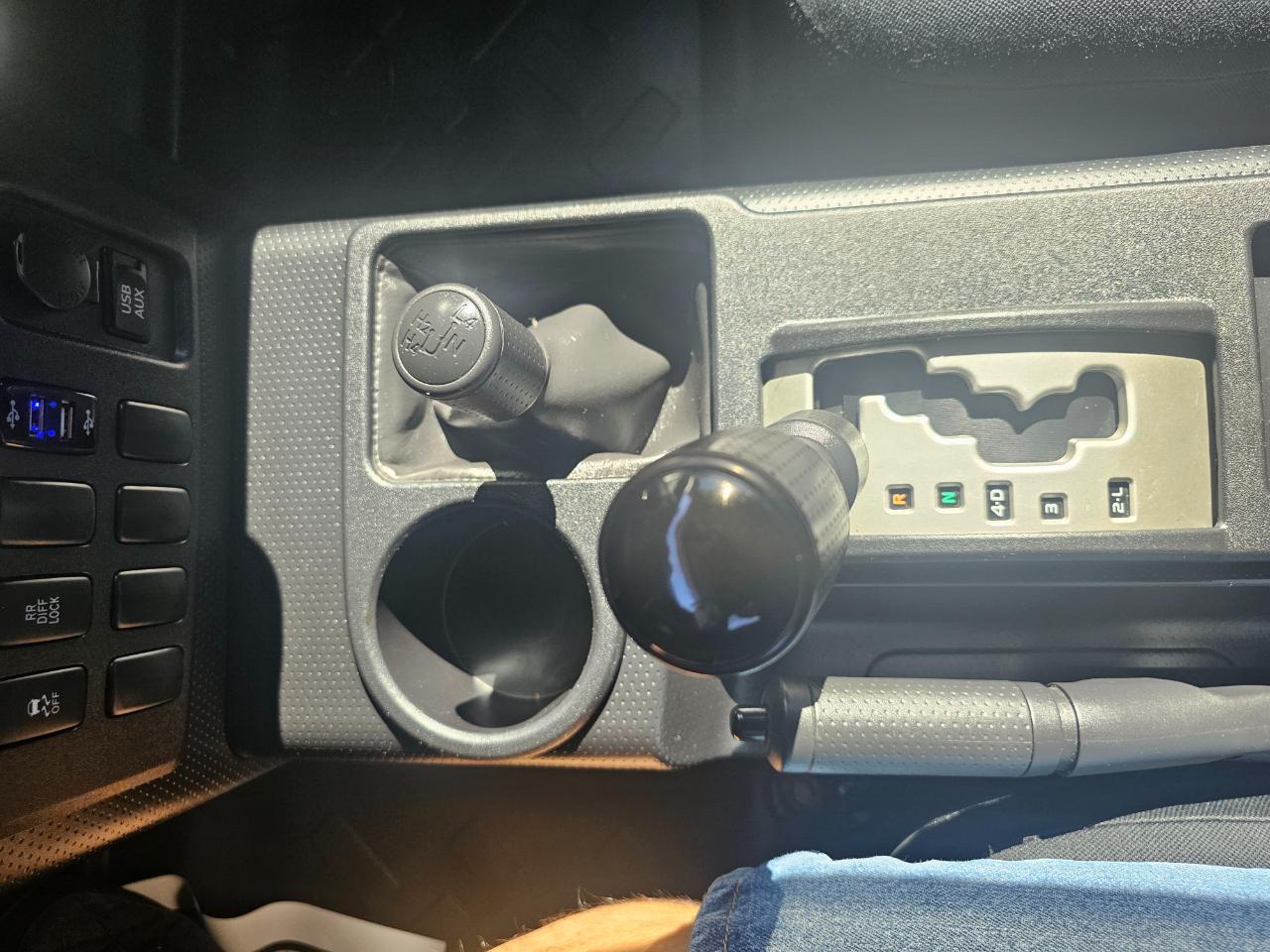Toyota FJ Cruiser 4WD 4dr Man (Natl) 2011