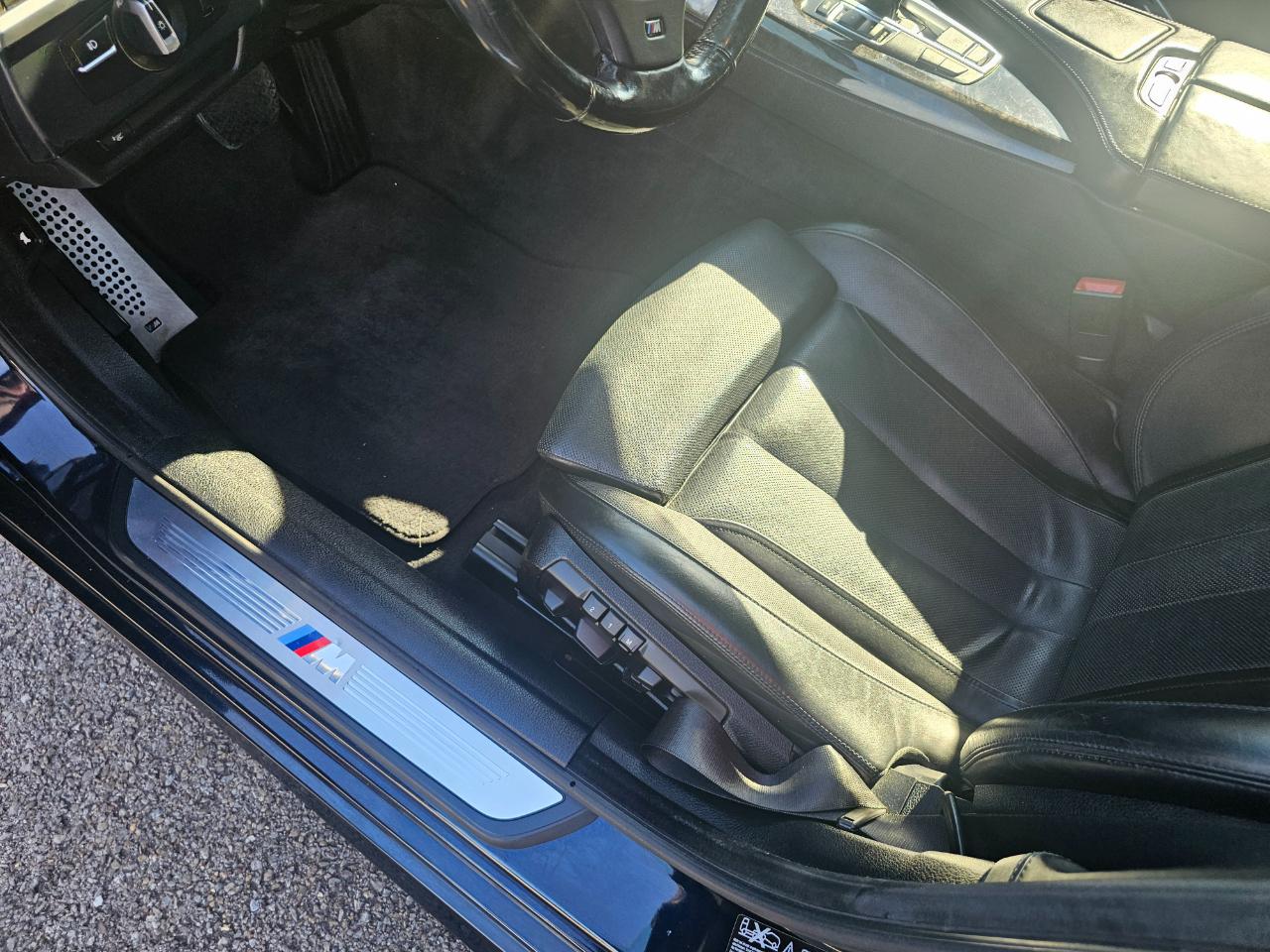 BMW 6 Series 4dr Sdn 650i xDrive AWD Gran Coupe 2014