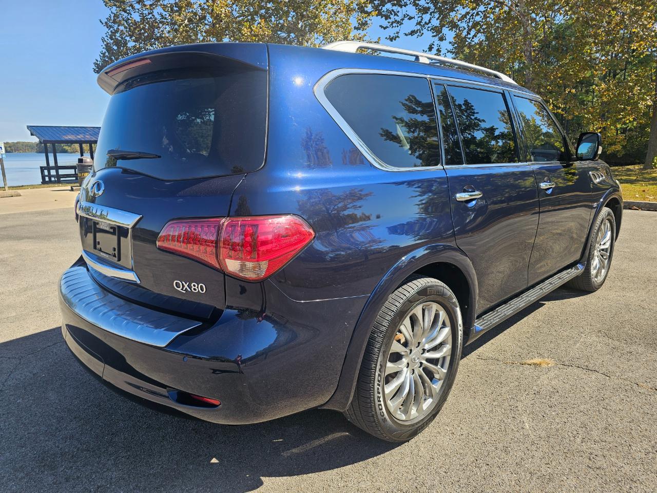 Infiniti QX80 4WD 4dr 2015