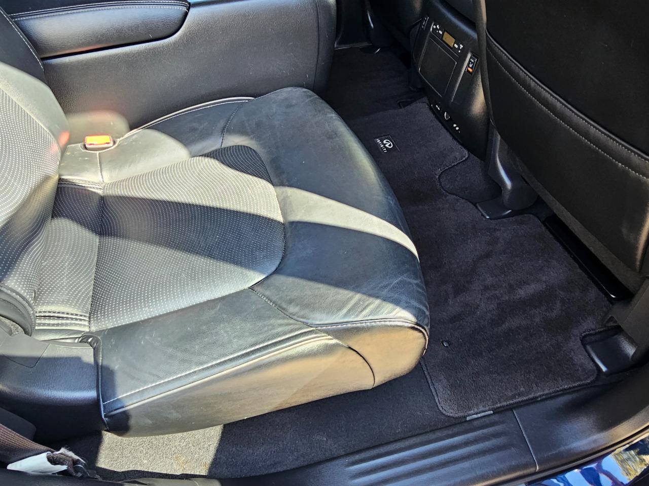 Infiniti QX80 4WD 4dr 2015