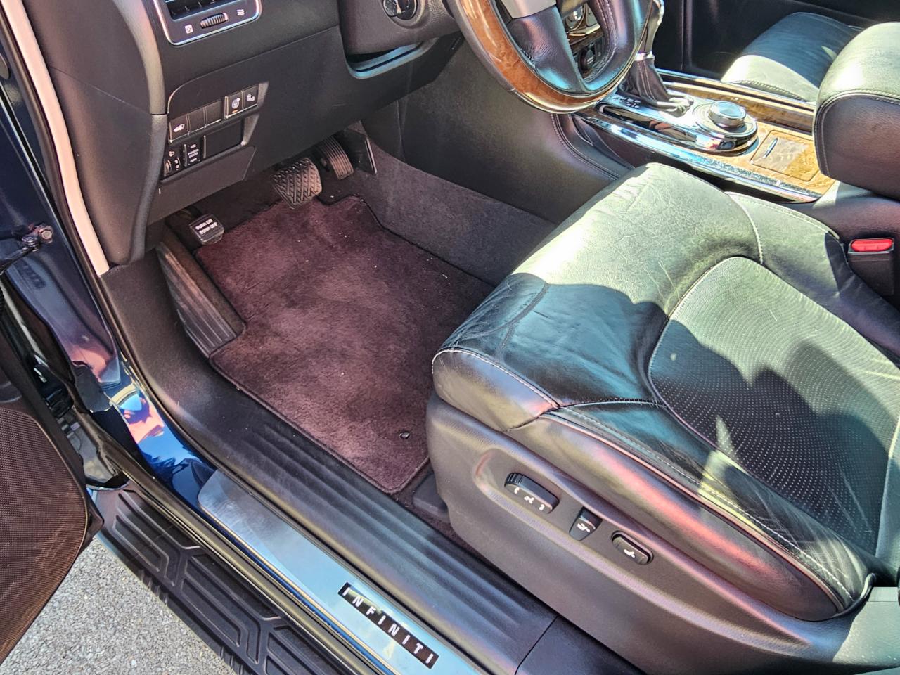 Infiniti QX80 4WD 4dr 2015