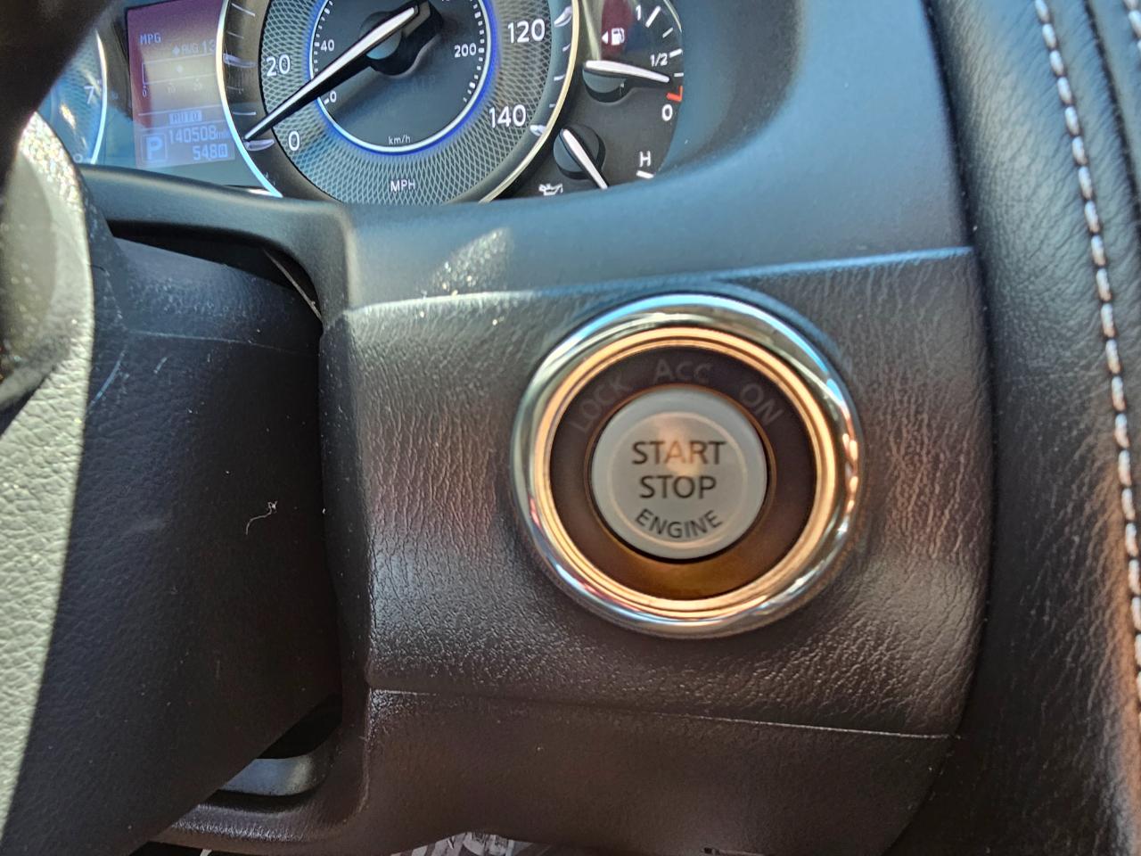 Infiniti QX80 4WD 4dr 2015