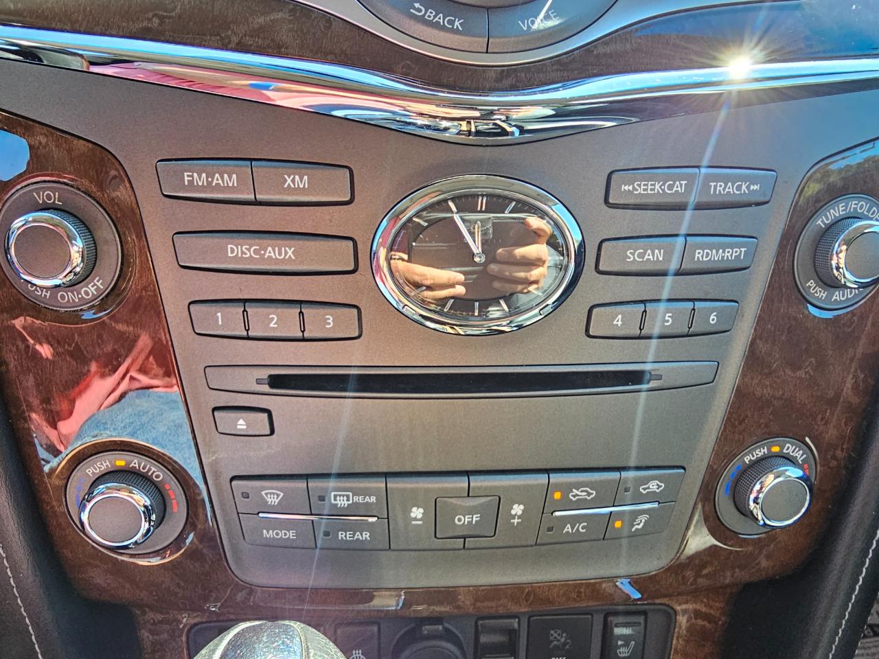 Infiniti QX80 4WD 4dr 2015