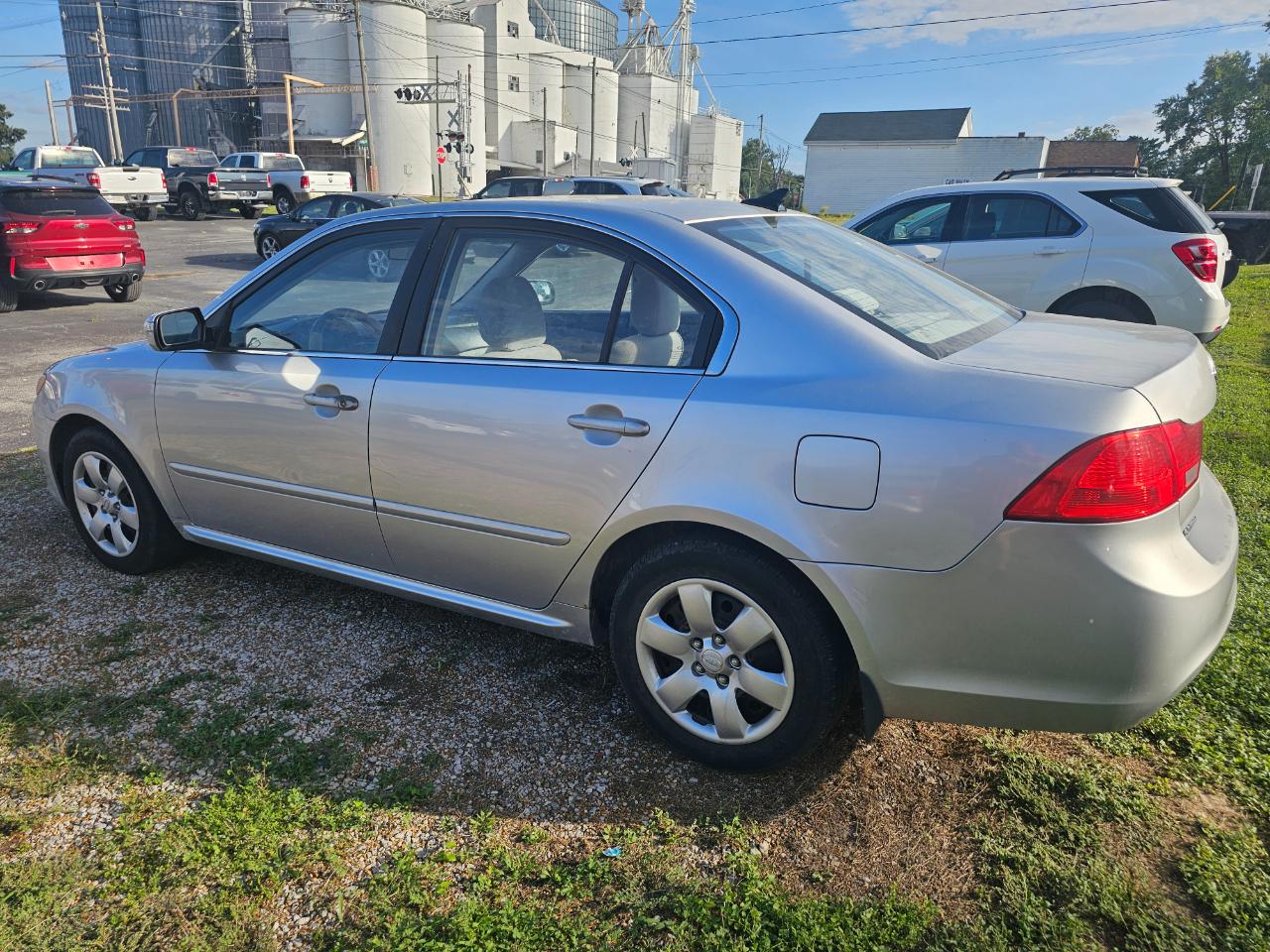 Kia Optima 4dr Sdn I4 Auto LX 2009
