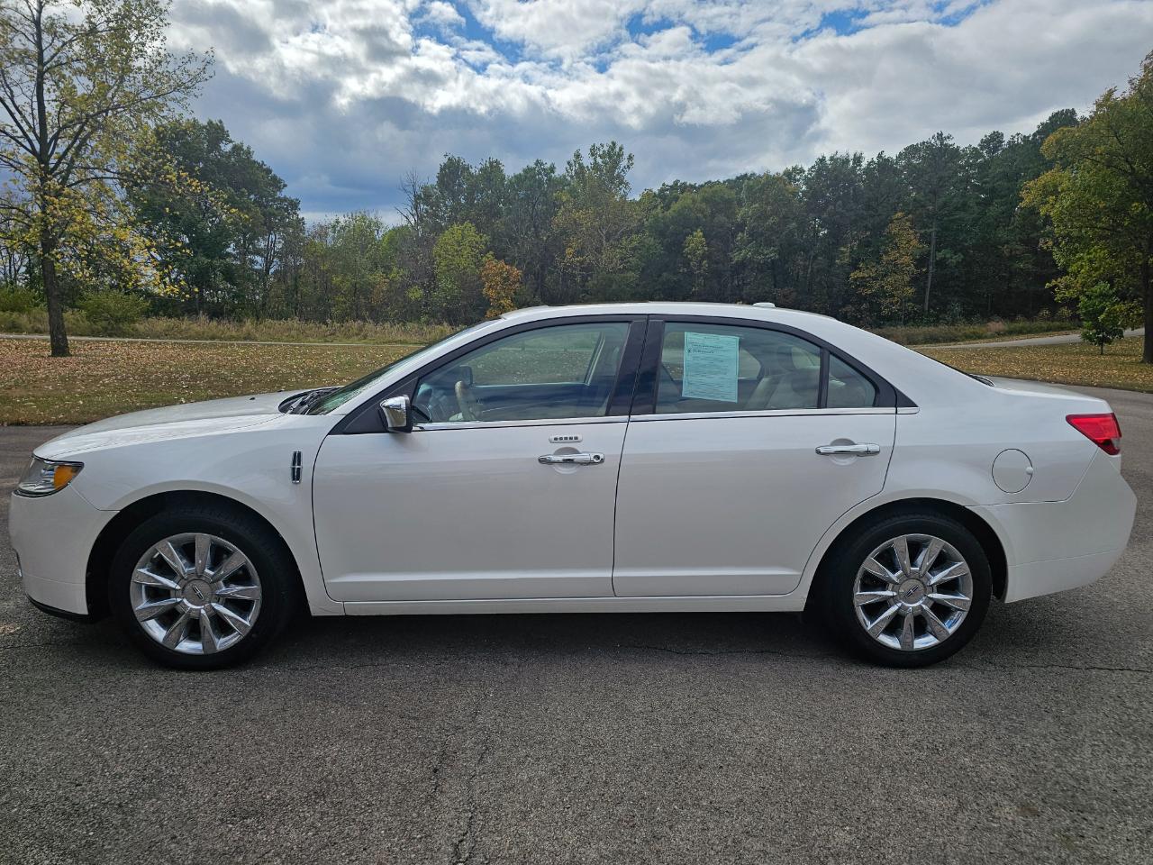 Lincoln MKZ 4dr Sdn AWD 2011