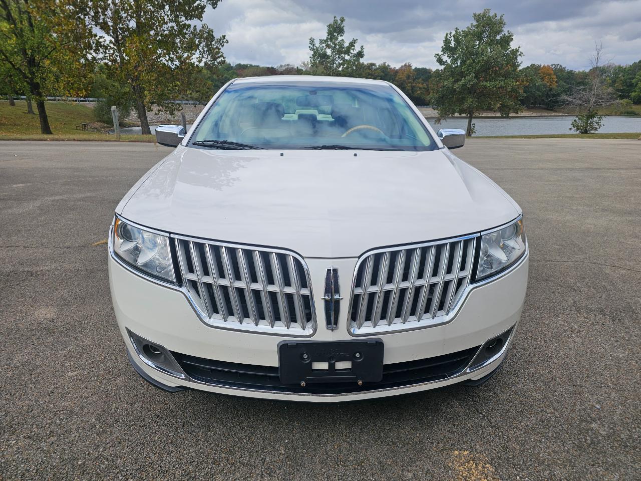 Lincoln MKZ 4dr Sdn AWD 2011