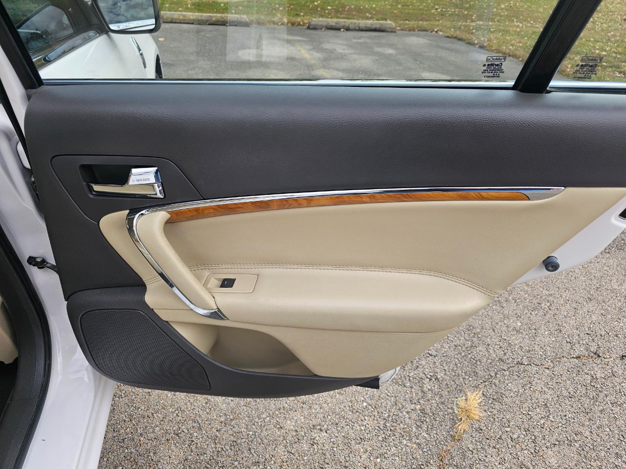 Lincoln MKZ 4dr Sdn AWD 2011