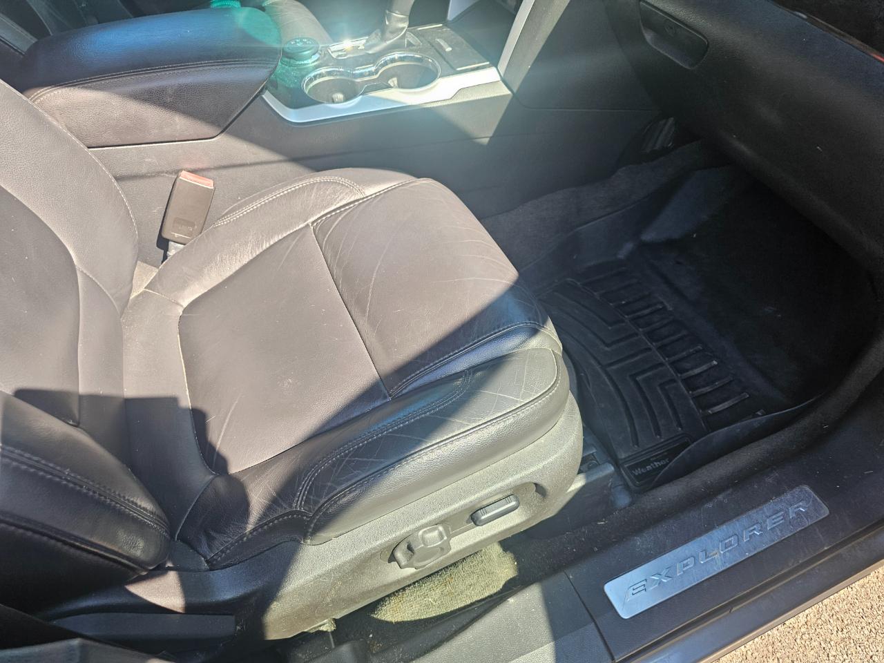 Ford Explorer 4WD 4dr Limited 2014