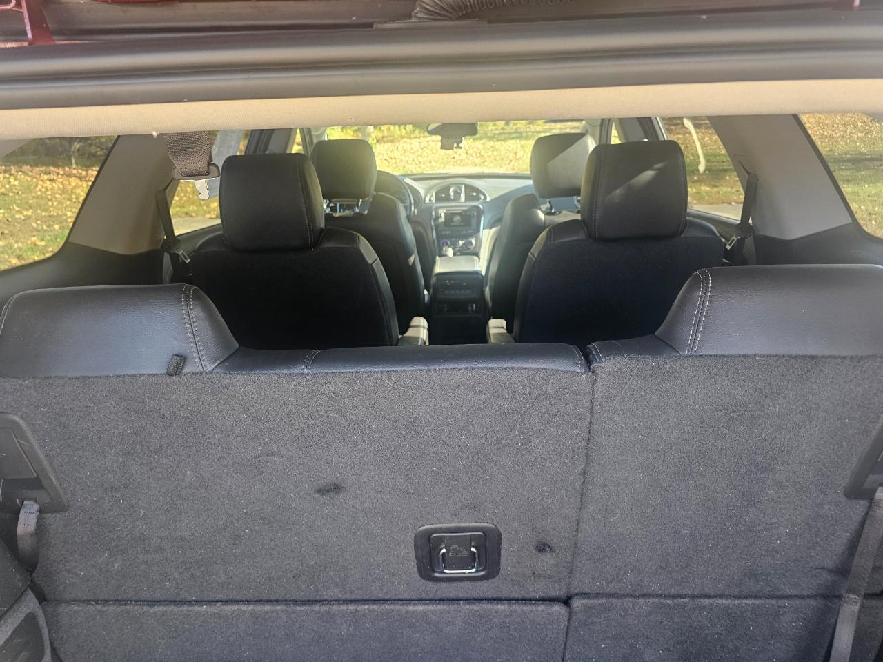 Buick Enclave FWD 4dr Leather 2017