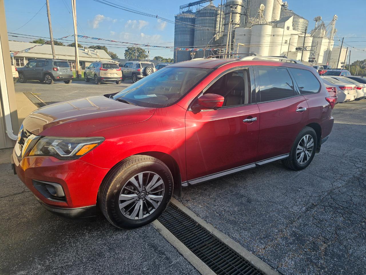 Nissan Pathfinder FWD SL 2017