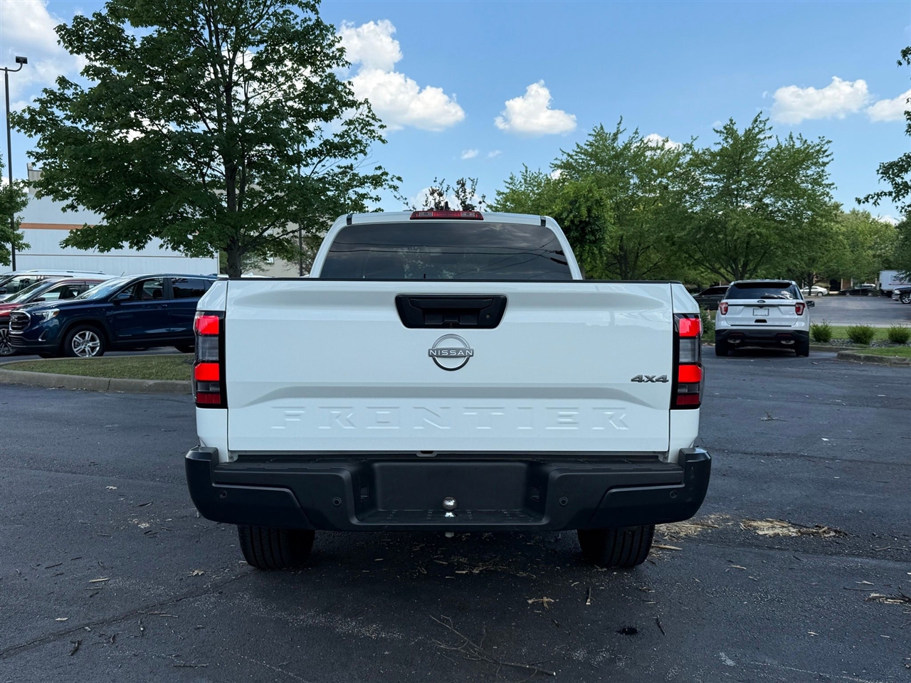 Nissan Frontier  2024