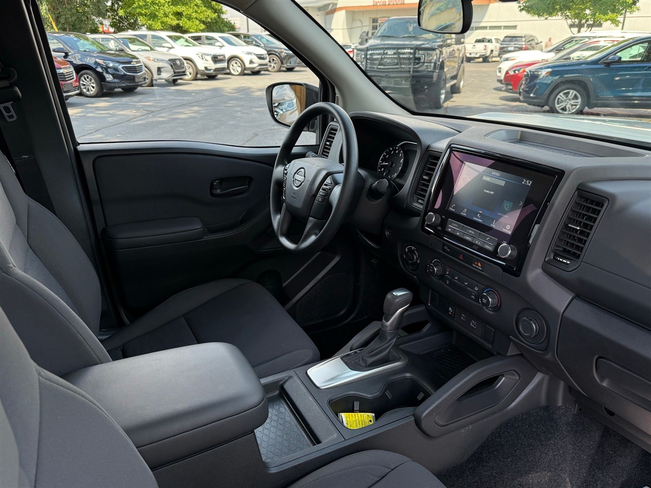 Nissan Frontier  2024