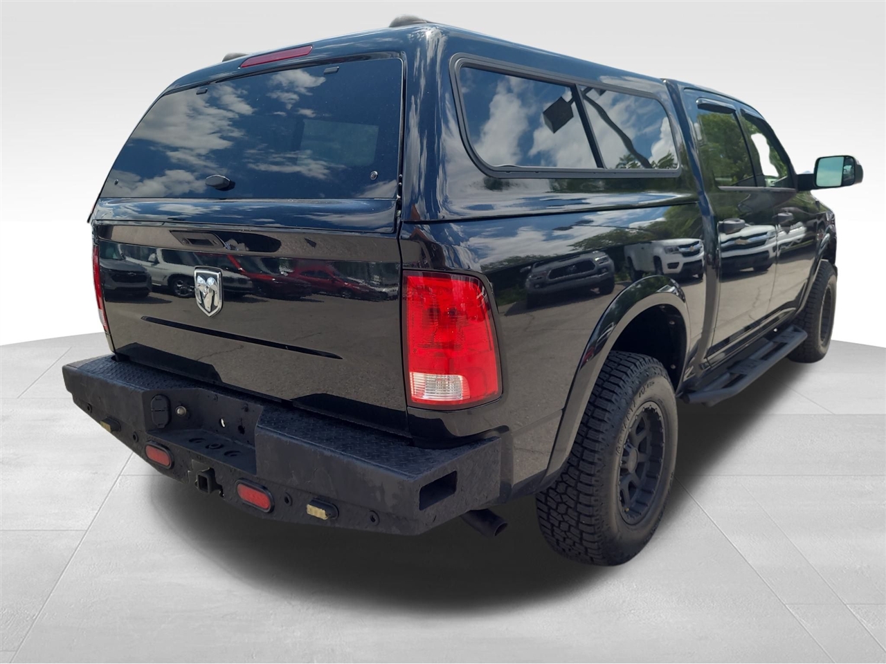 2015 Ram 1500 Outdoorsman photo 3