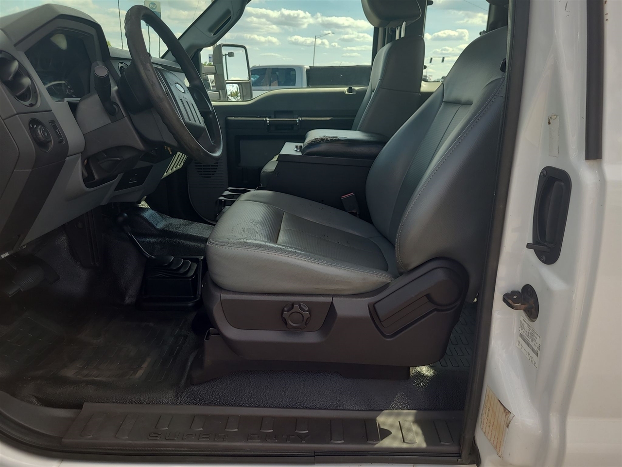 Ford F-450 SD  2012 Ford F-450 SD  2012