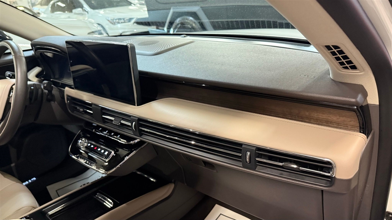 Lincoln Corsair  2024 Lincoln Corsair  2024