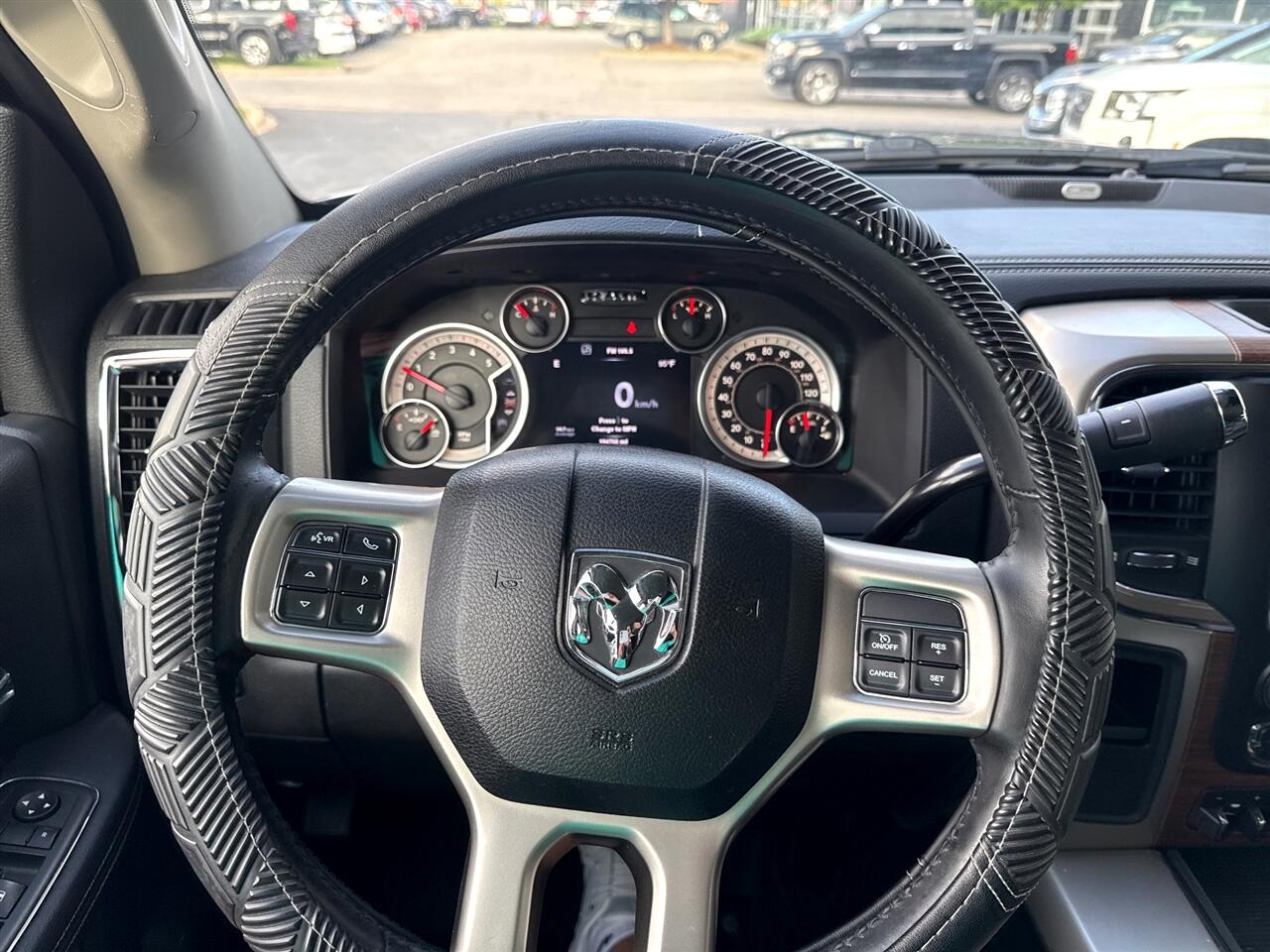 2013 Ram 2500 Laramie photo 27
