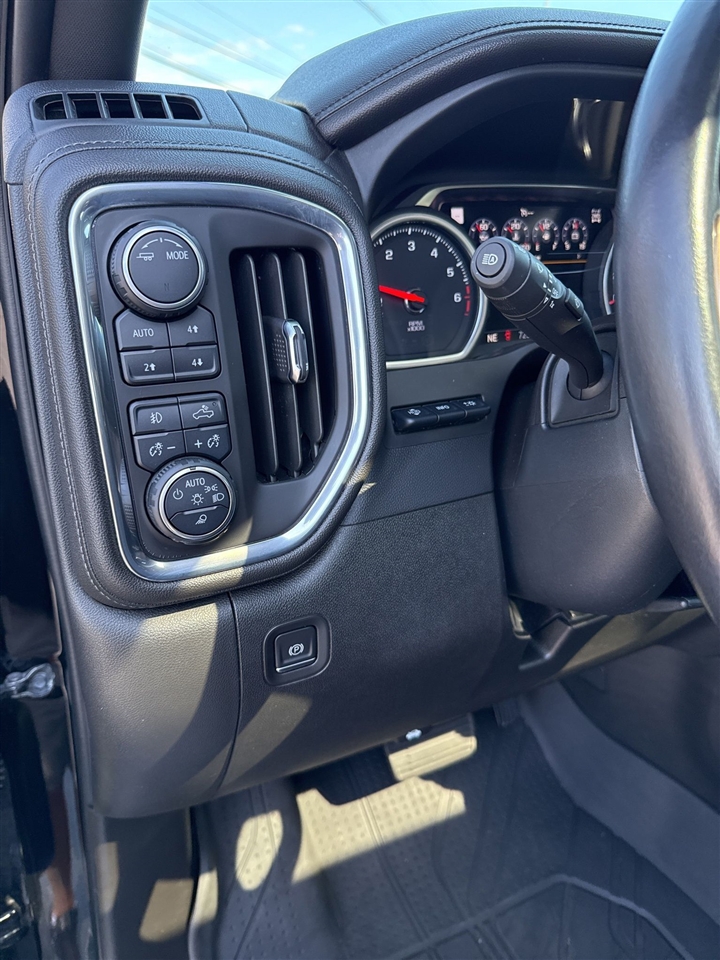 Chevrolet Silverado 1500  2021