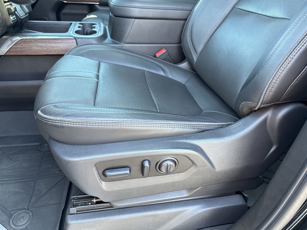 Chevrolet Silverado 1500  2021