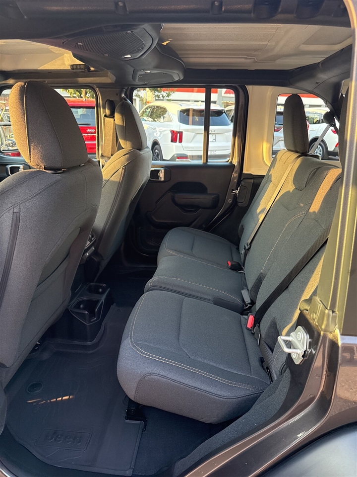 Jeep Wrangler  2024 Jeep Wrangler  2024