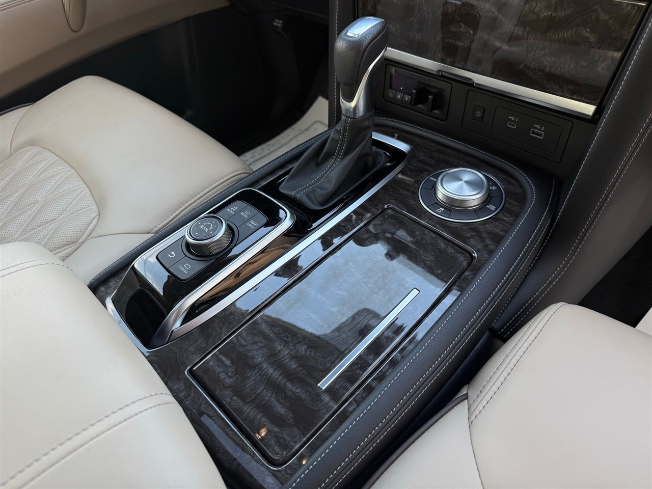 Nissan Armada  2024 Nissan Armada  2024