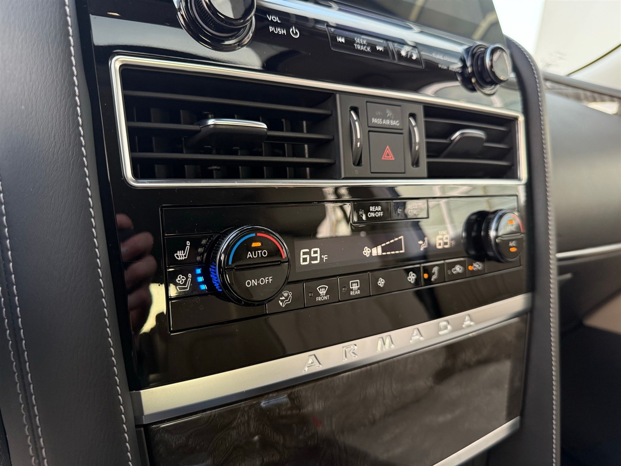 Nissan Armada  2024 Nissan Armada  2024
