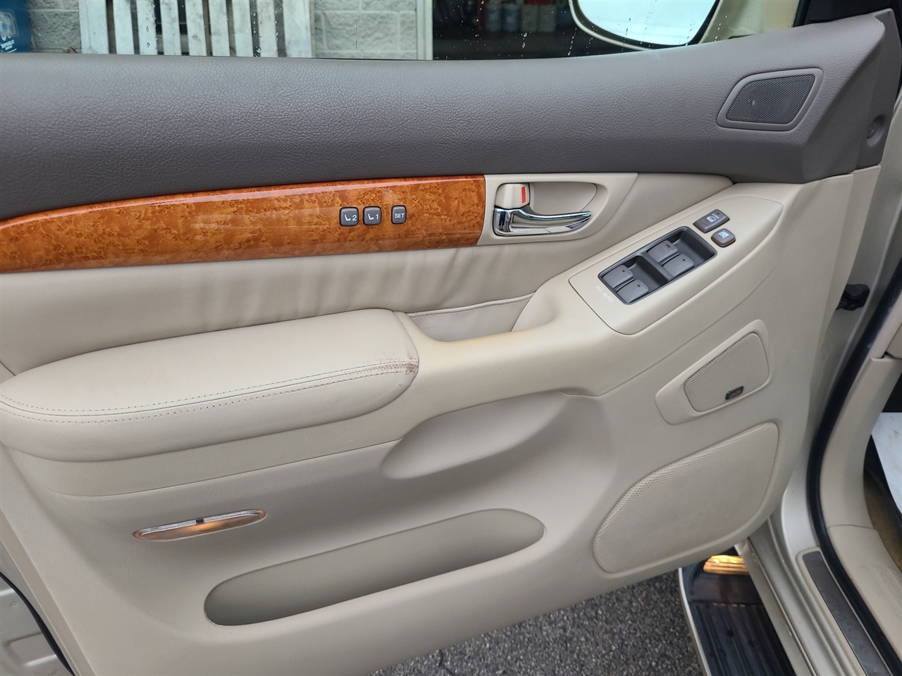 2007 Lexus GX 470 photo 12
