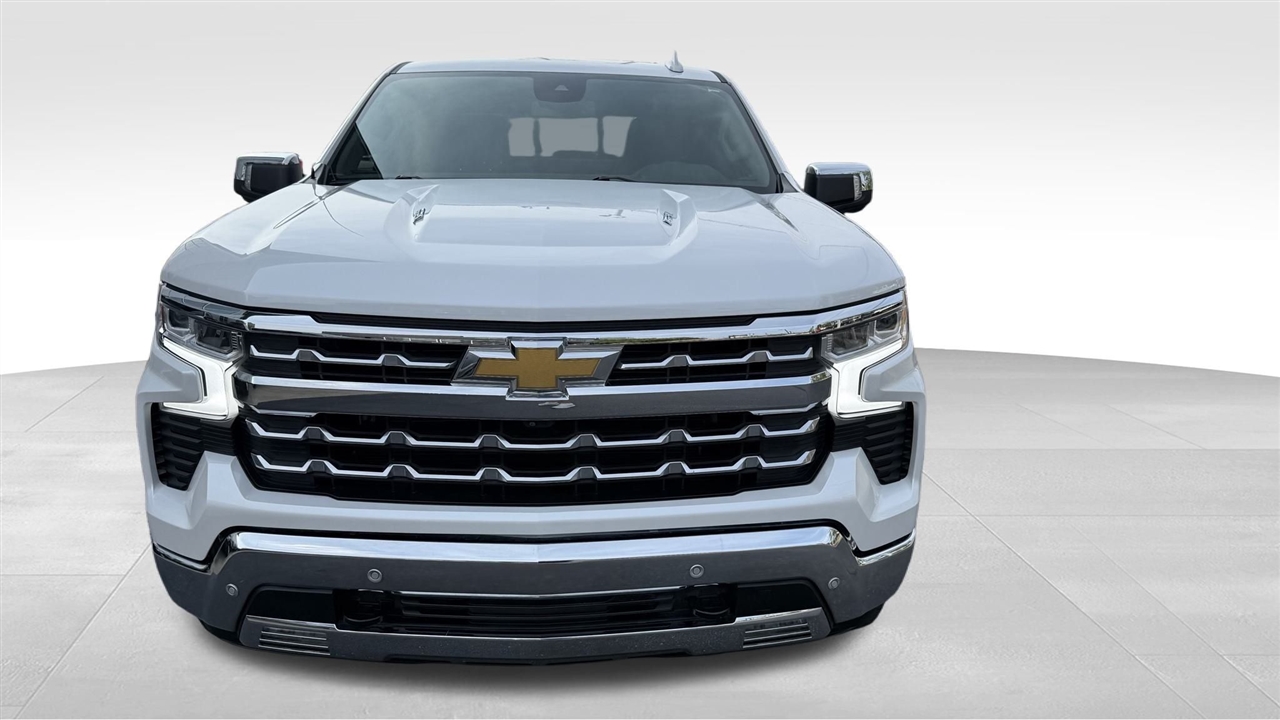 2023 Chevrolet Silverado 1500 LTZ photo 4