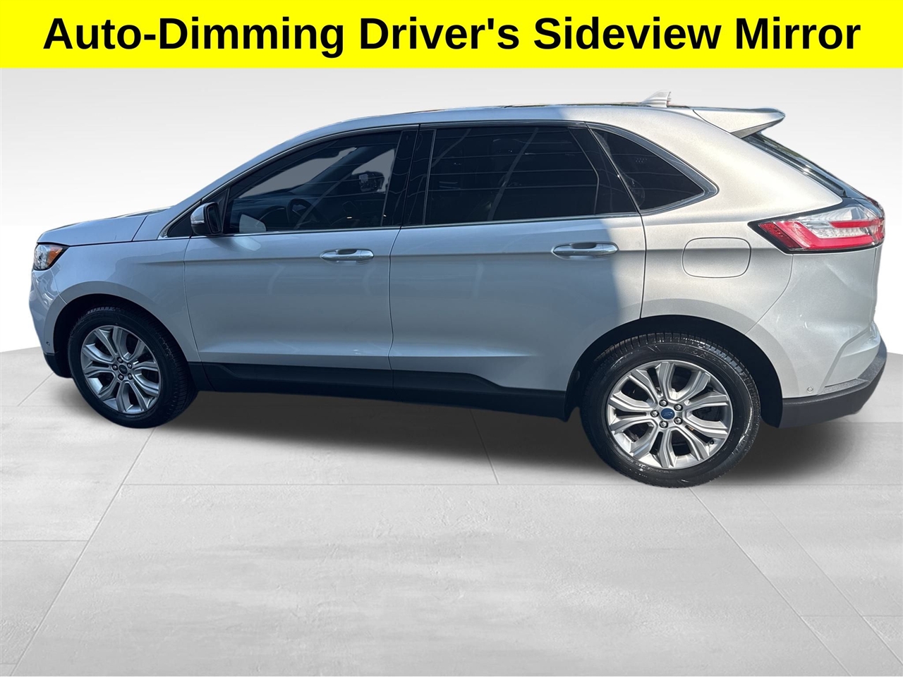 2019 Ford Edge Titanium photo 8