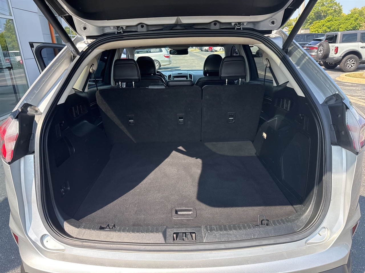 2019 Ford Edge Titanium photo 24