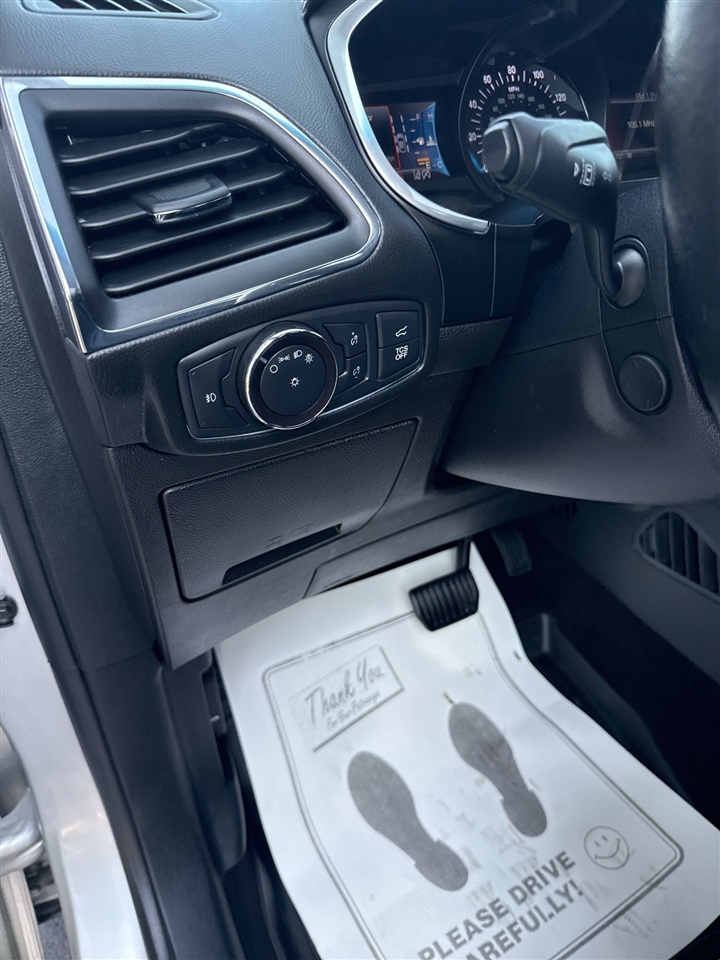 2019 Ford Edge Titanium photo 33