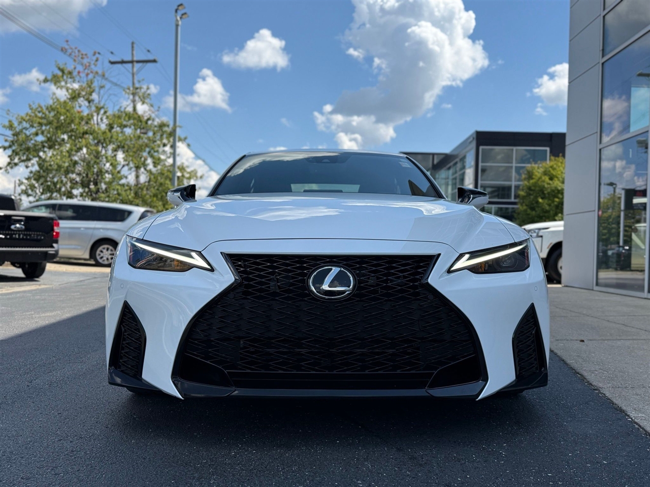 Lexus IS  2024