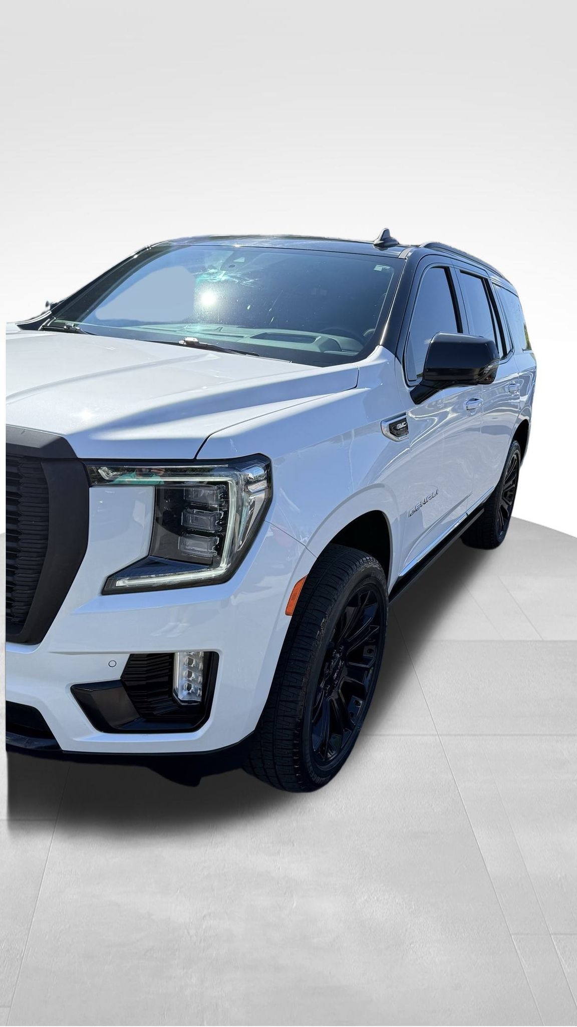 2022 Gmc Yukon Denali photo 3