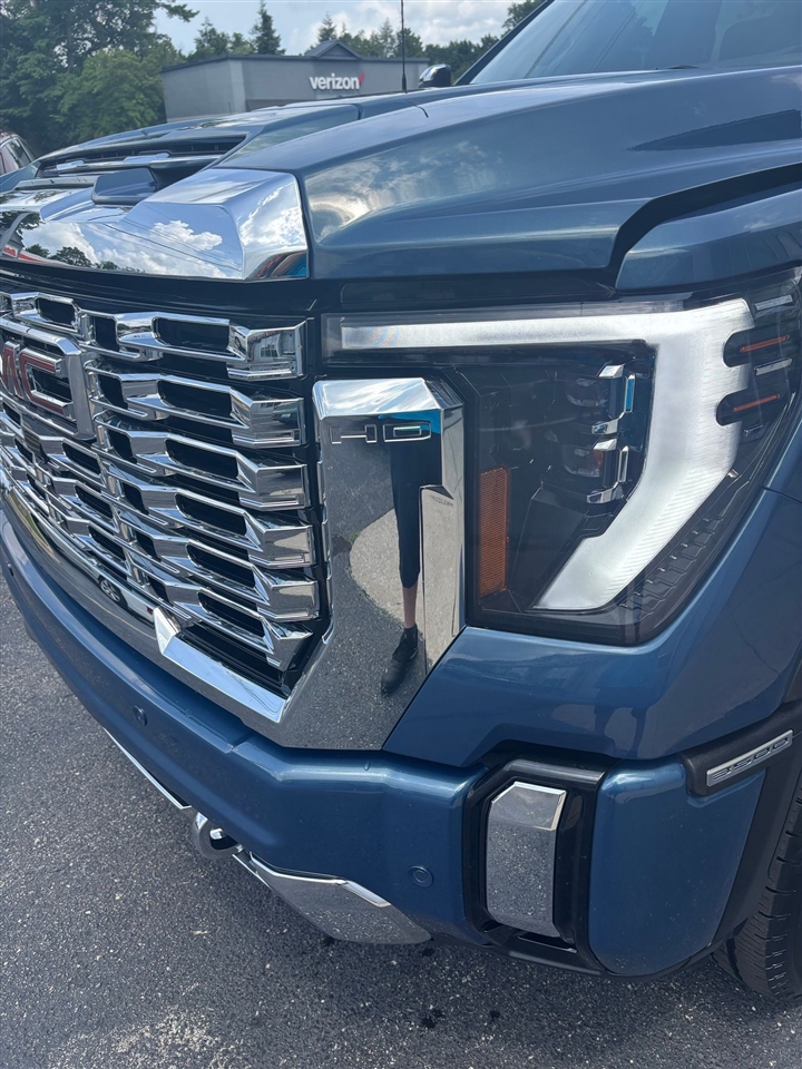 GMC Sierra 3500HD  2024 GMC Sierra 3500HD  2024