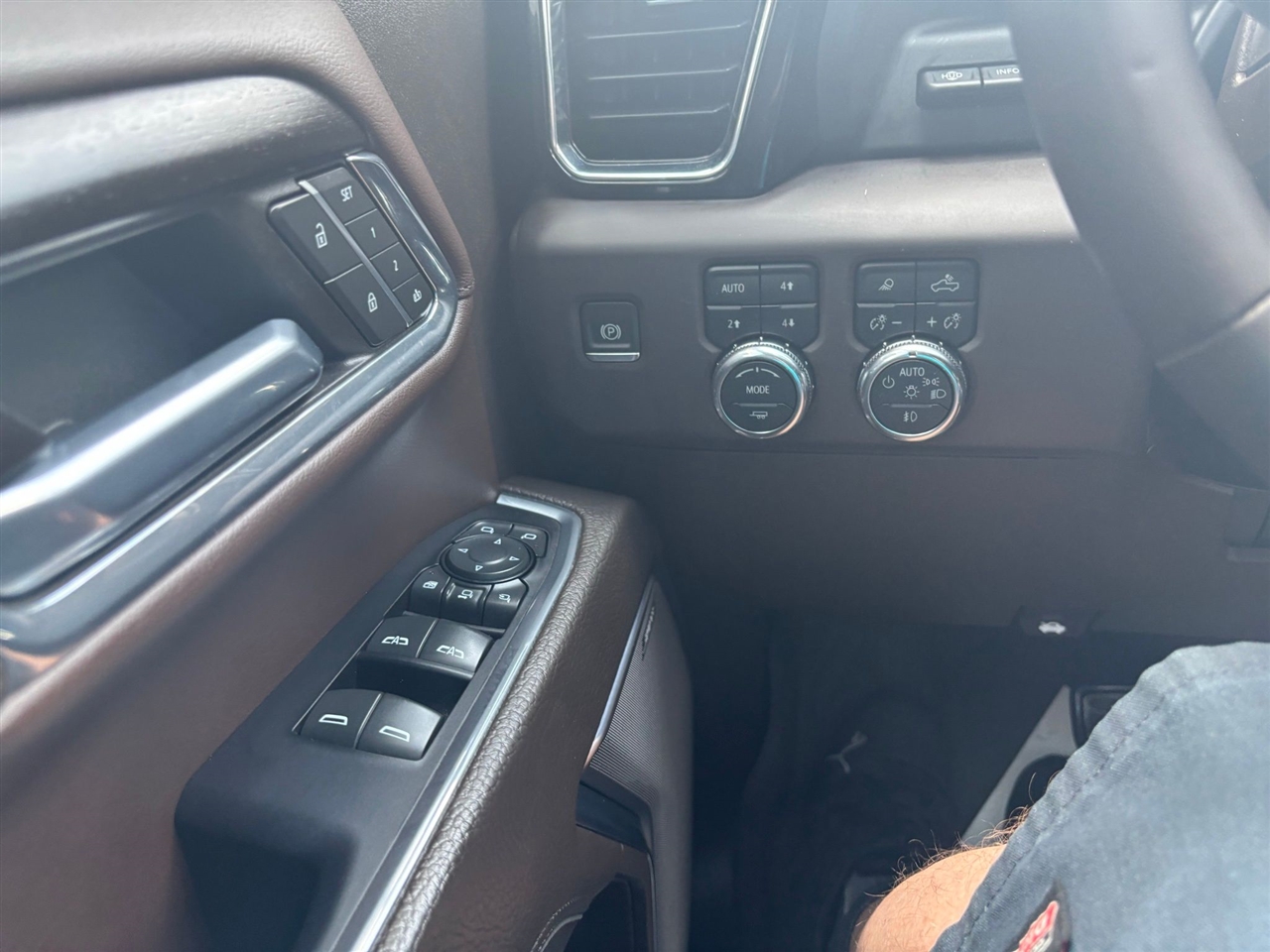 GMC Sierra 3500HD  2024 GMC Sierra 3500HD  2024