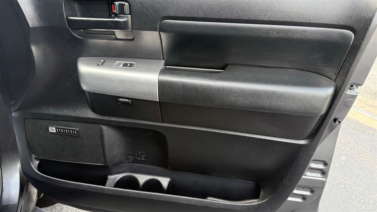Toyota Sequoia  2020 Toyota Sequoia  2020