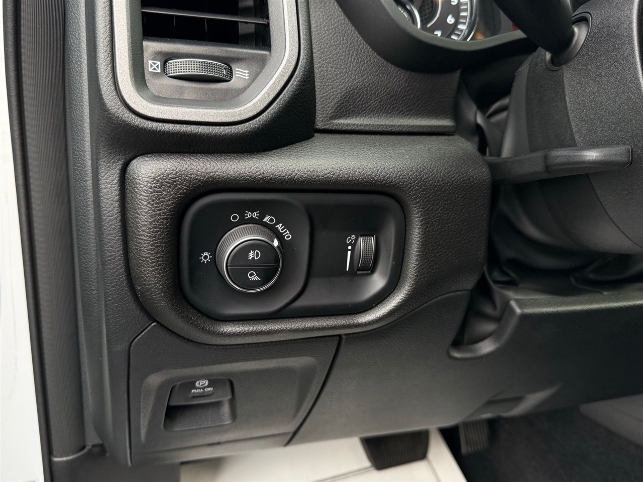 RAM 1500  2025 RAM 1500  2025