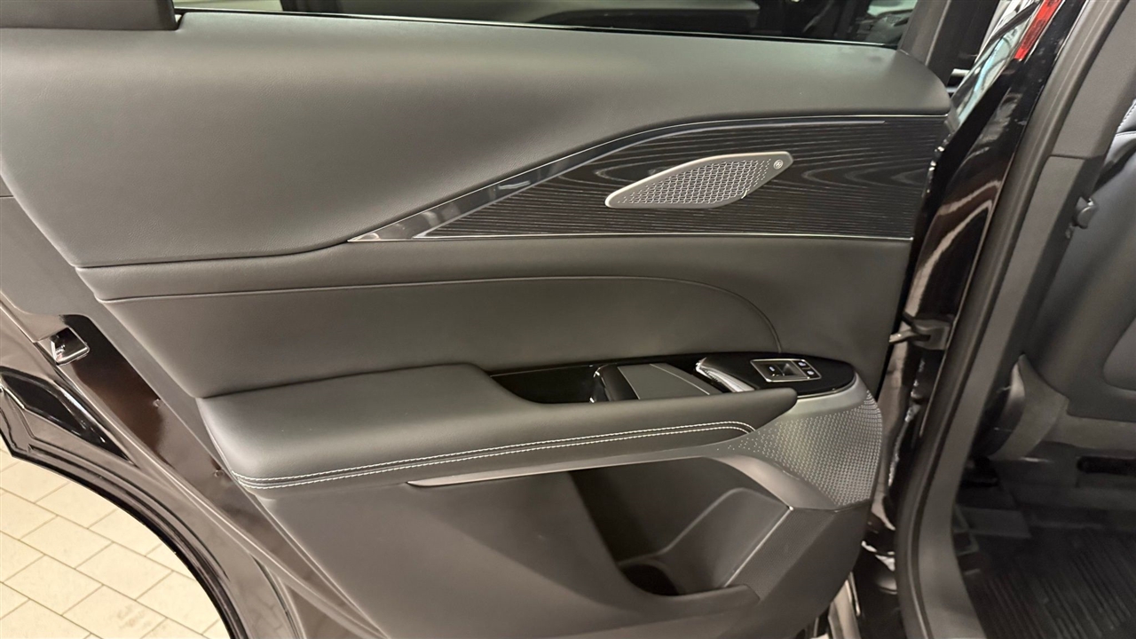 Cadillac Lyriq  2024 Cadillac Lyriq  2024