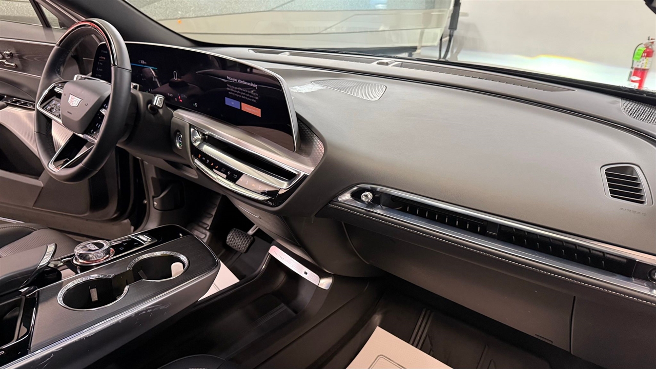 Cadillac Lyriq  2024 Cadillac Lyriq  2024