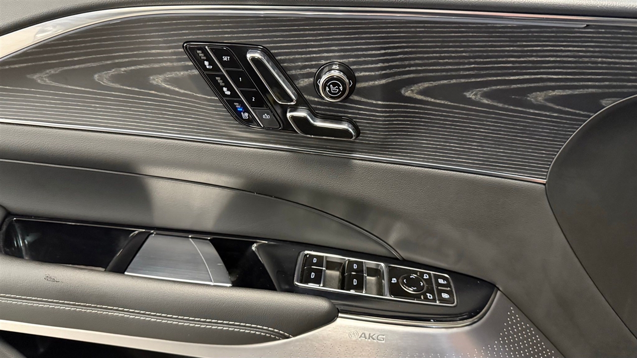 Cadillac Lyriq  2024 Cadillac Lyriq  2024