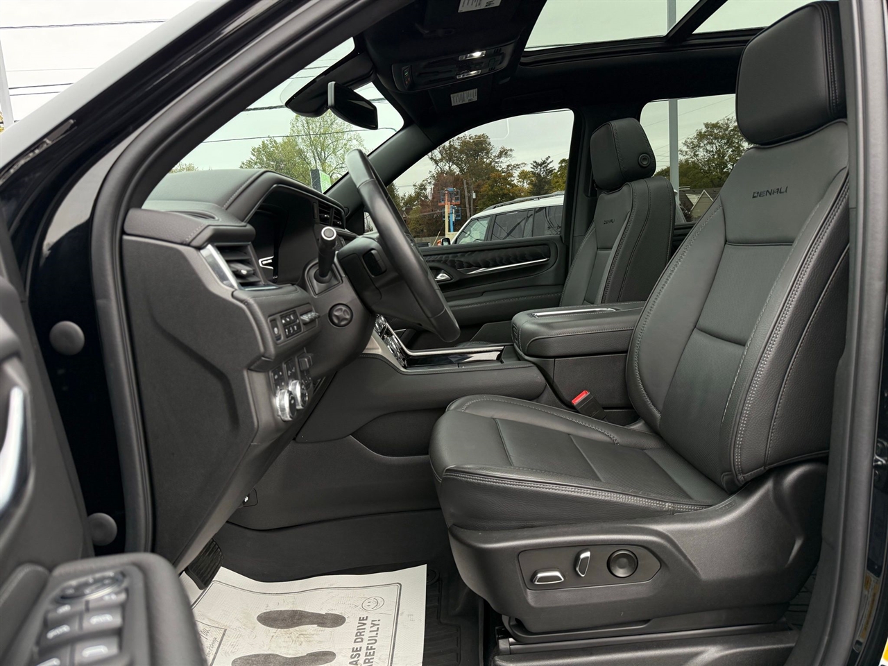 GMC Yukon XL  2022 GMC Yukon XL  2022